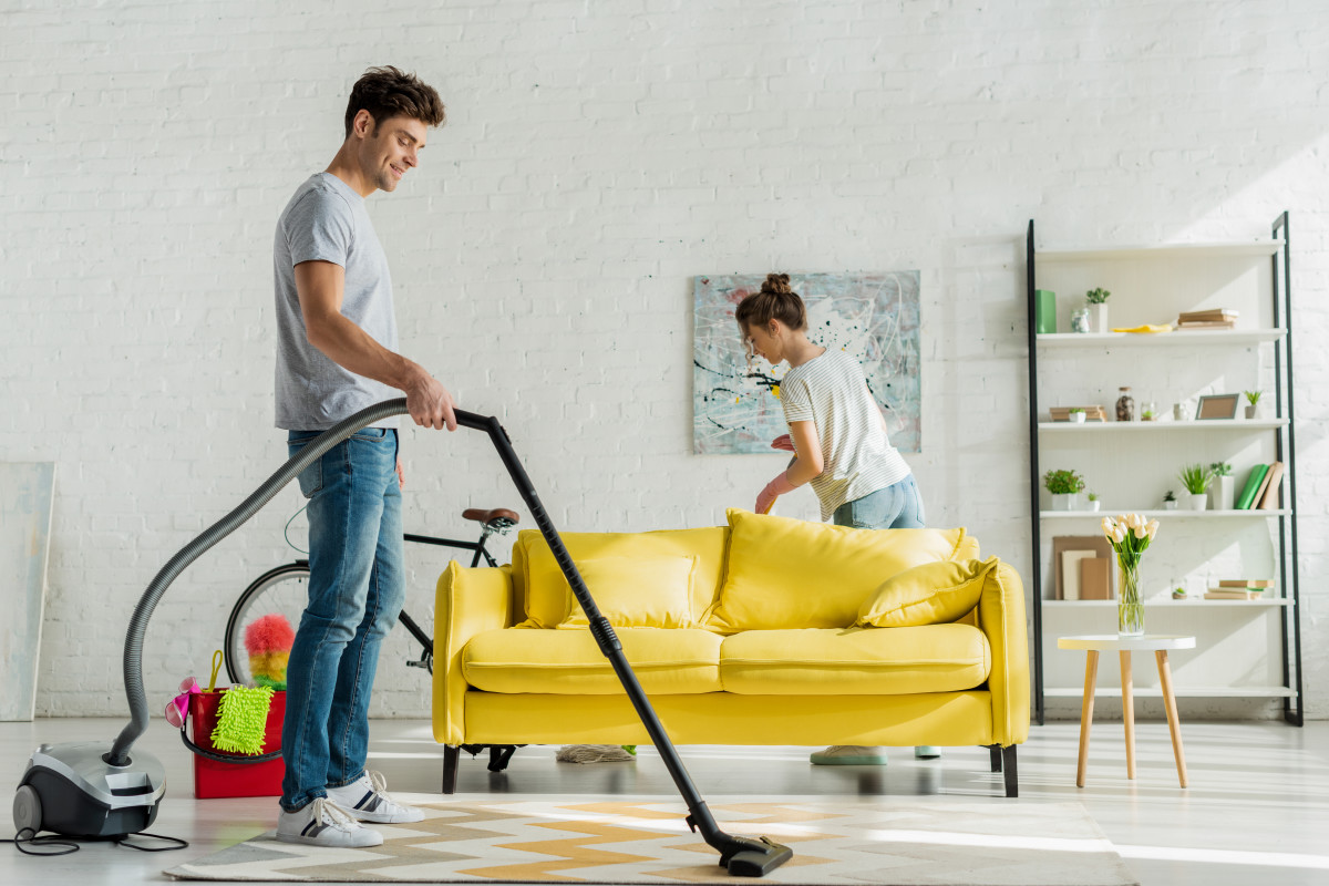 Mansuroğlu Bayan Temizlikçi